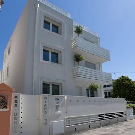 ريتشوني Residence Giardino المظهر الخارجي الصورة